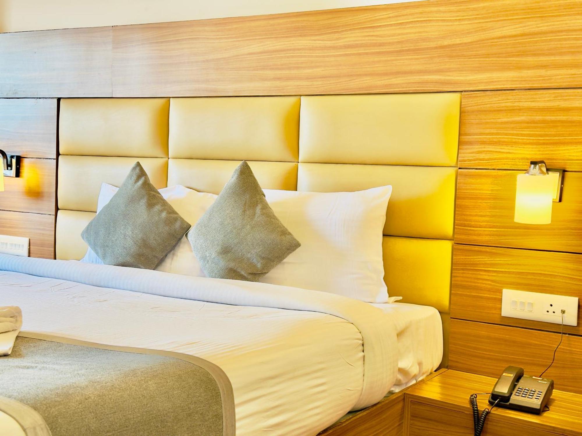 Hotel Bella Vista Darjeeling Near Drc Paid Paking エクステリア 写真